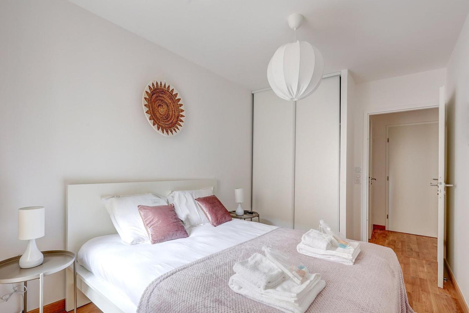 340 Suite Emile - Superb Apartment Клиши Экстерьер фото